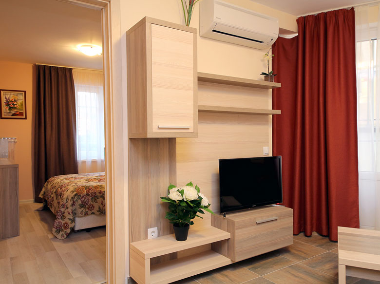 Image from Apartment 2