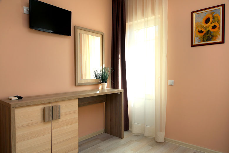 Image from Apartment 3